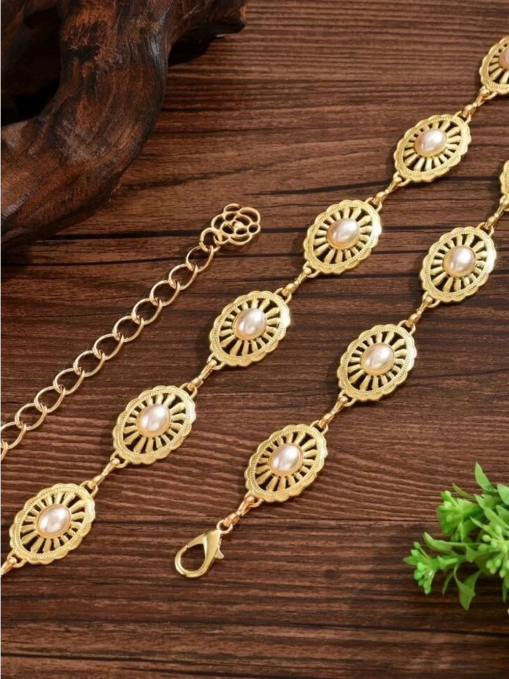 Gold-Tone Floral Link Chain Waist Belt
